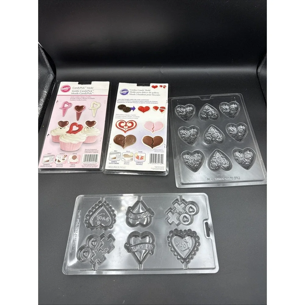 LOT 4 Wilton Plastic Candy Mold Cookie Chocolate Molds Valentine's Hearts